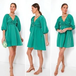 SOLD ❌ | Tuckernuck HYACINTH HOUSE Green Ruched V-Neck Genevieve Mini Dress M